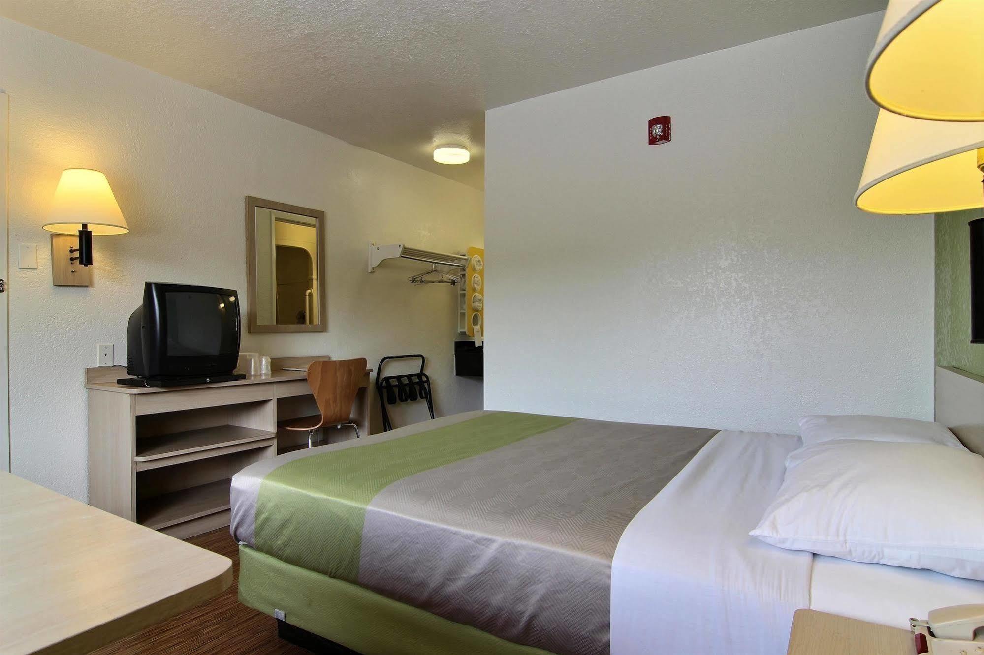 Motel 6-Albuquerque, Nm - Midtown Exteriör bild